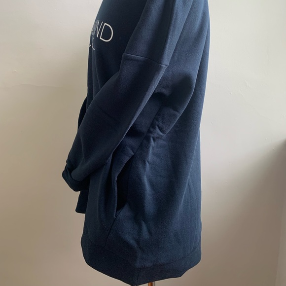 'Humankind' Sweatshirt - Picture 5 of 9